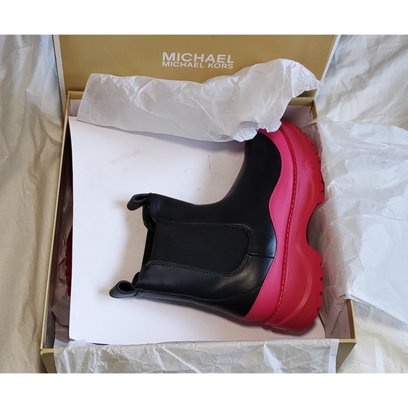 MICHAEL Michael Kors Dupree Leather Chelsea Boot Women's US Size 9.5 Black/Pink - Picture 3 of 13